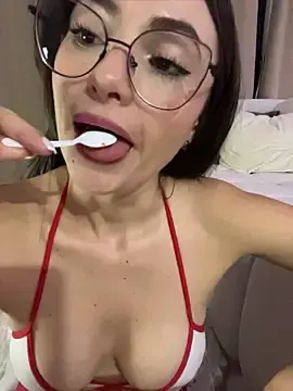 Stripchat Best Webcam of isa_p