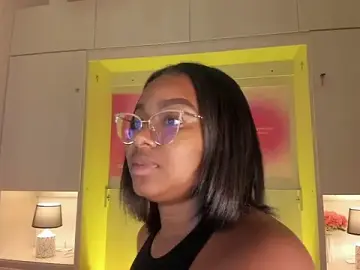 Stripchat Watch Live Sex Cams of tamaraa_smiith