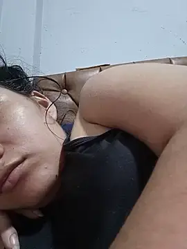 Stripchat Adult Webcam of Hellen_Alex