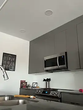 Stripchat Sex Cam of Your_Paris