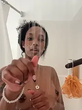 Stripchat Watch Live Sex Cams of Your_Paris