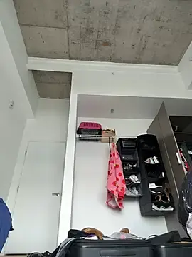 Stripchat Adult Video Chat of Your_Paris