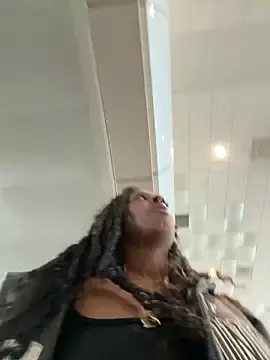 Stripchat Sex Chat of Your_Paris