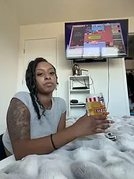 Stripchat Sex Cam of Your_Paris