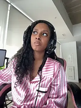 Stripchat Free Porn Cam of Your_Paris