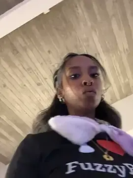 Stripchat Nude Webcam of Your_Paris