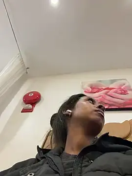 Stripchat Sex Chat of Your_Paris