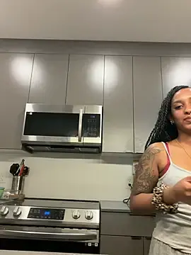 Stripchat Adult Webcams of Your_Paris