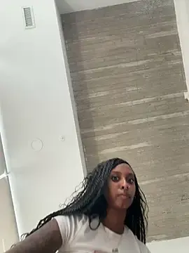 Stripchat Best Webcam of Your_Paris