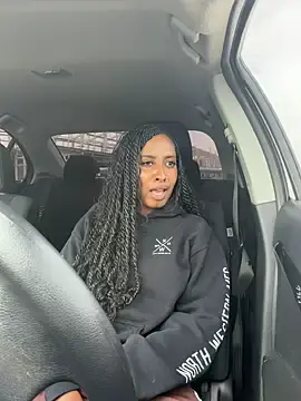 Stripchat Adult Webcam of Your_Paris