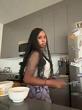 Stripchat Live Sex Cam of Your_Paris