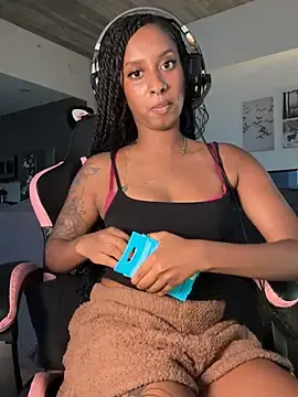 Stripchat Live Sex of Your_Paris