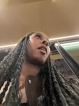 Stripchat Sex Chat of Your_Paris
