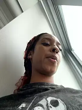 Stripchat Adult Webcam of Your_Paris