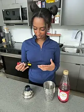 Stripchat Live Sex Cam of Your_Paris