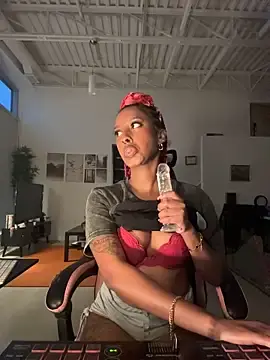 Stripchat Best live sex cam show of Your_Paris