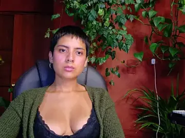Stripchat Best live sex cam show of Yeriawaddell_