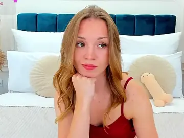 Stripchat Adult Webcam of VirginOlly