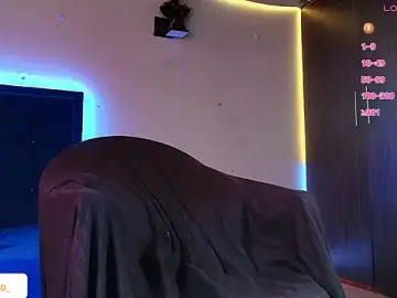 Stripchat Live Porn of kuzzcoo