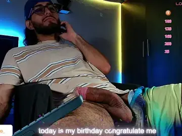 Stripchat Adult Webcams of kuzzcoo