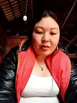 Stripchat Adult Webcam of phunphun