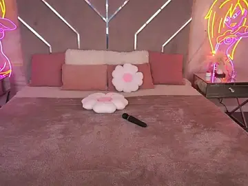 Stripchat Sex Cam of JuicyRina