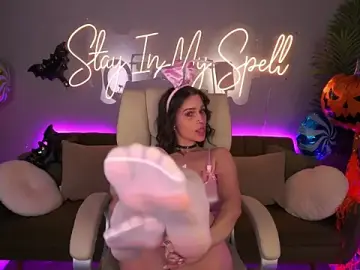 Stripchat Sex Cam of JuicyRina