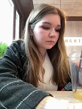 Stripchat Watch Live Sex Cams of PumaShyXD