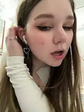 Stripchat Watch Live Sex Cams of PumaShyXD