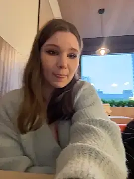 Stripchat Sex Cam of PumaShyXD