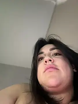 Stripchat Live Sex Cam of SwittieKendra