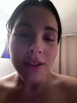 Stripchat Sex Cam of IvyValentine