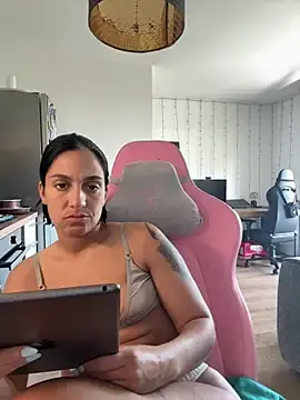 Stripchat Best live sex cam show of LaPetiteKim