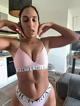 Stripchat Live Porn of LaPetiteKim
