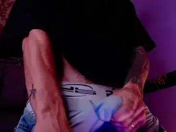 Stripchat Watch Live Sex Cams of AlbertBernal69