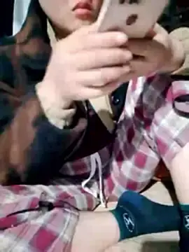 Stripchat Adult Webcam of BigAssmomx