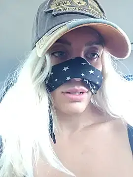 Stripchat Free Live Porn of Sweet_xxBuse