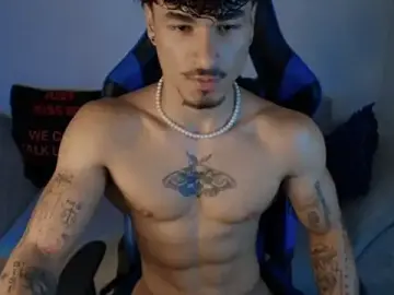 Stripchat Free Live Porn of Thomas_Fit1