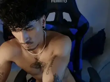 Stripchat Watch Live Sex Cams of Thomas_Fit1
