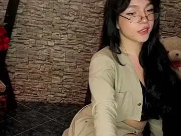 Stripchat Sex Cam of jeimy_garcia