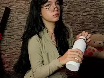 Stripchat Live Porn of jeimy_garcia