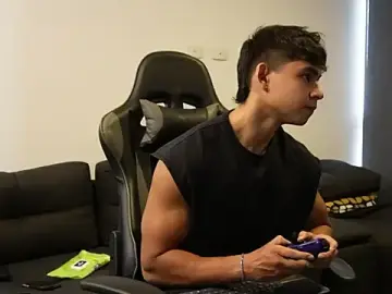 Stripchat Live Porn of Bray_Kevin