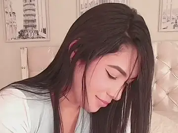Stripchat Sex Cam of Sassy--Girl