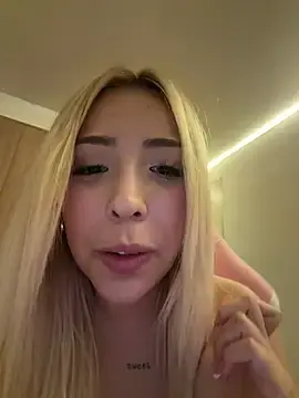 Stripchat Watch Live Sex Cams of Sofy_Softtt