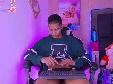 Stripchat Live Sex of dilan_alfonzo