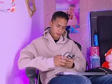 Stripchat Best live sex cam show of dilan_alfonzo