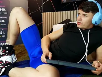 Stripchat Live Sex Cam of tossetrech
