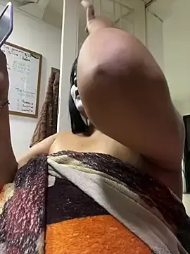 Stripchat Free Live Porn of Alisteresa_