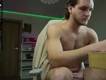 Stripchat Live Sex Cam of MrbigLouis