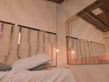 Stripchat Best Webcam of ari_monet